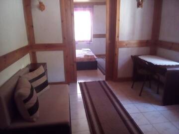 Фото номера Стандартный люкс Гостевой дом Hunting Lodge Guest House г. Девин 6