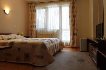 Фото номера Полулюкс с террасой Гостевой дом Kris Guest House г. Девин 2
