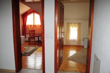 Фото номера Люкс с 3 спальнями Гостевой дом Kris Guest House г. Девин 9